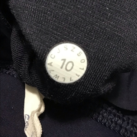 Lululemon Anew Short in Midnight Navy Size 10. - Picture 11 of 11